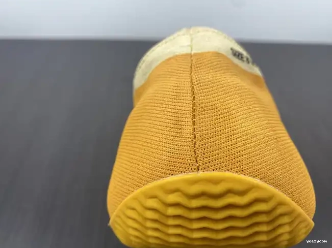 GW5353 Knit Adidas RNR Sulfur Yeezy 0429